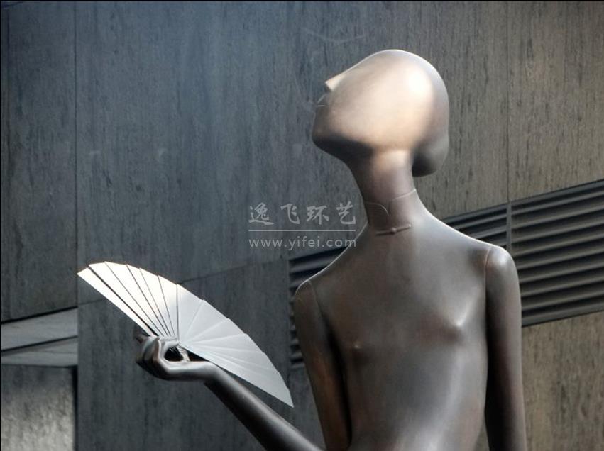 上海中心《上海少女》